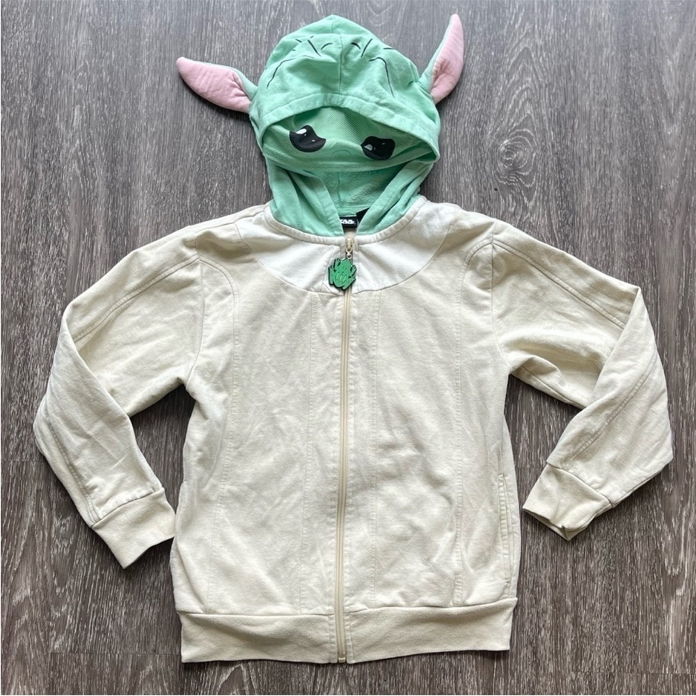 Star Wars baby Yoda hoodie